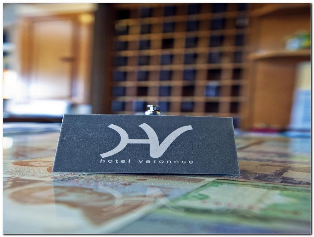 Hotel Veronese Чериньола Экстерьер фото